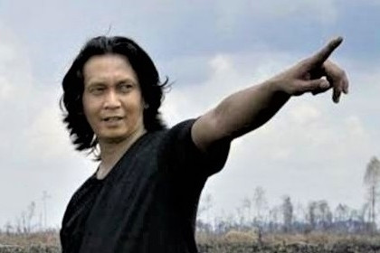 Director of Green Association and Coordinator of Simpul Jaringan Pantau Gambut Jambi.