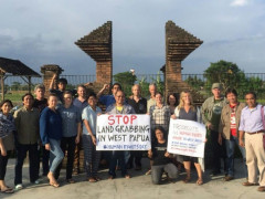 Wetlands International supports the liberation of peatland rights in Papua. © Wetlands International